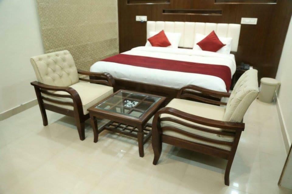 Hotel Eurasia Zirakpur Εξωτερικό φωτογραφία
